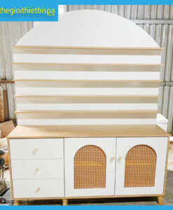 Tủ Trưng Bày Sản Phẩm