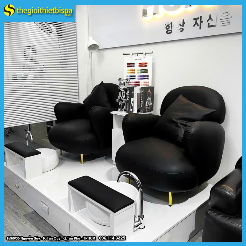Ghe Nail Doi Mau Den Ghe Nail Doi Mau Den