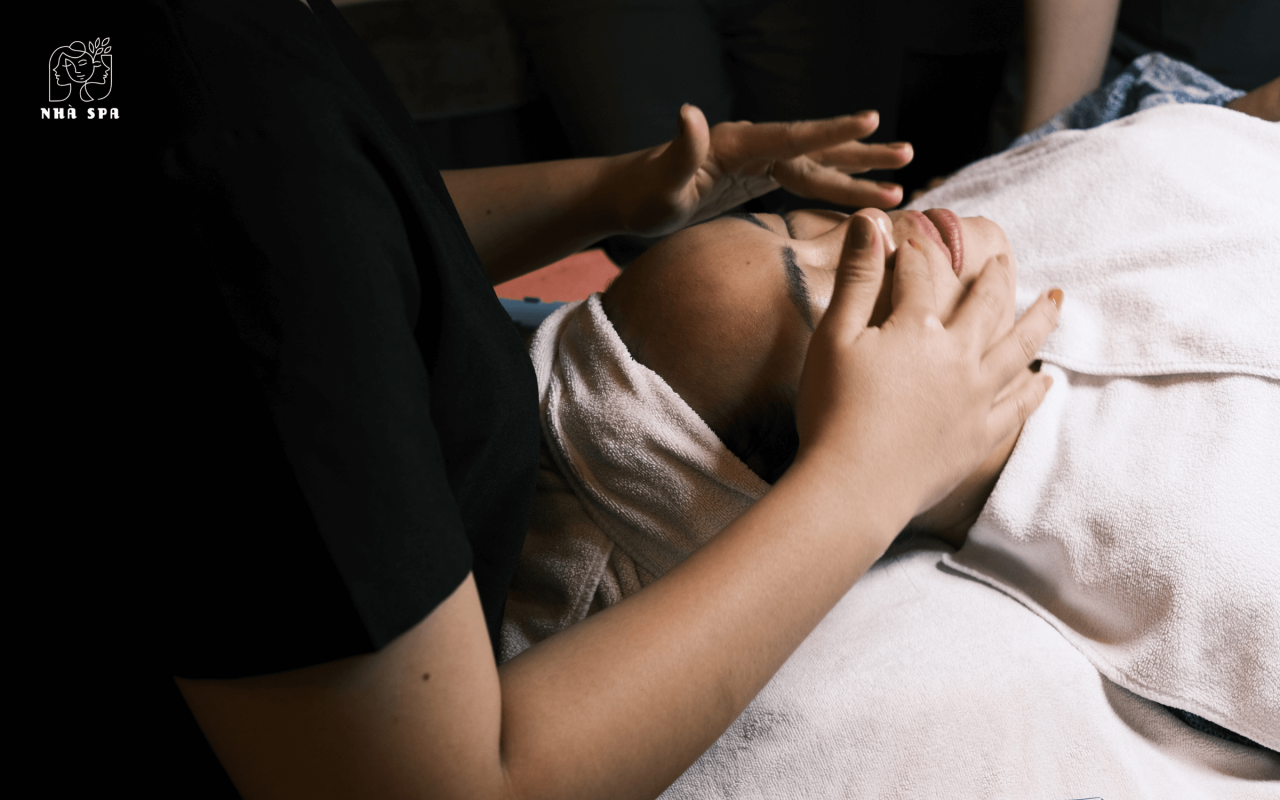 Chăm sóc da tại spa: Một số điều cần lưu ý cho chị em Chăm sóc da tại spa