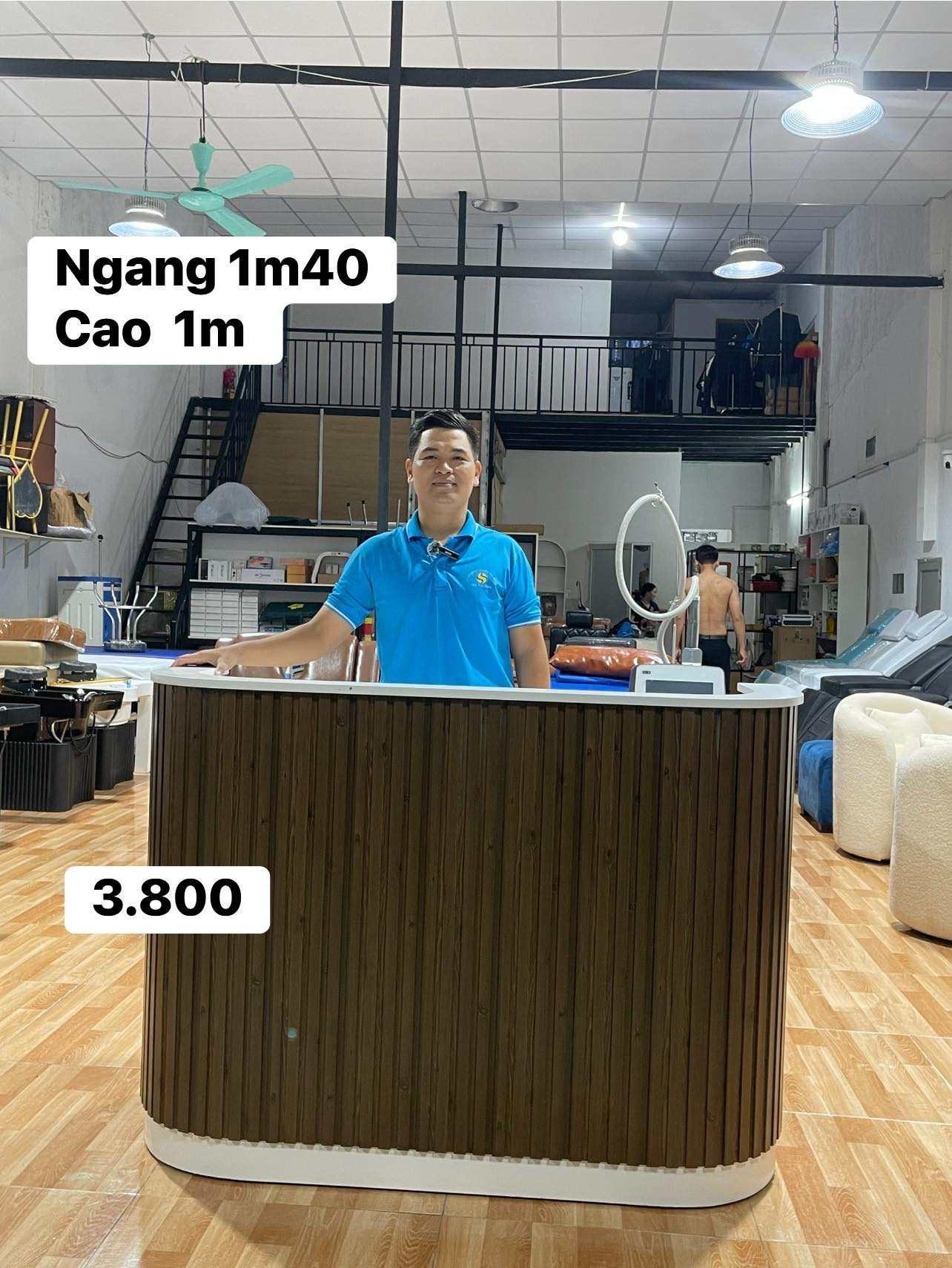 quầy thu ngân – quầy lễ tân spa