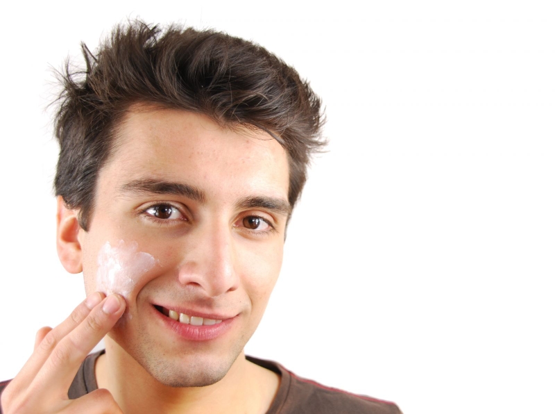 Chăm sóc da dầu cho nam giới cần chú ý những gì?2