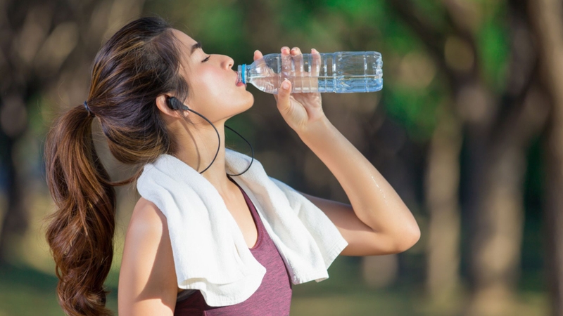 Mách chị em các bước chăm sóc da tuổi 40 1