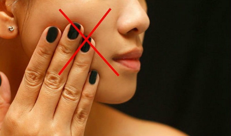 Cách trị mụn viêm đỏ không nhân tại nhà nhanh chóng 3